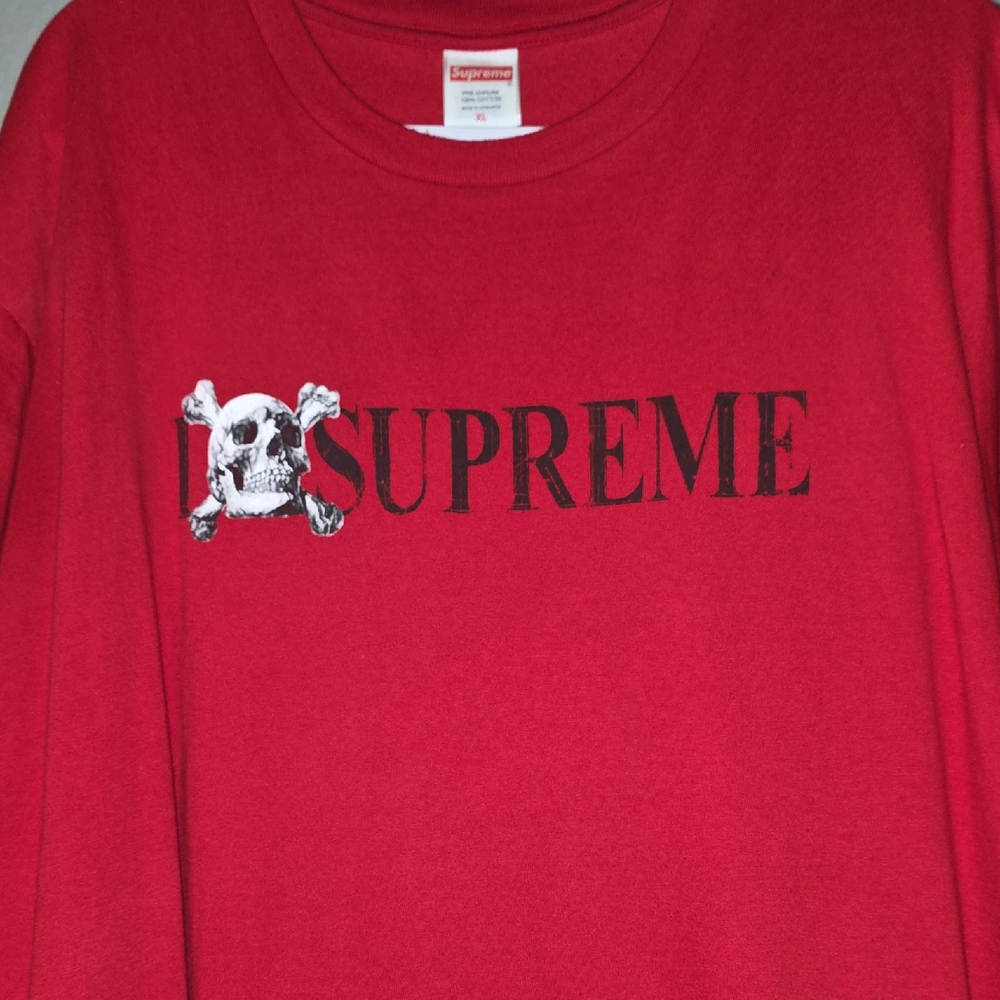 Supreme Red Skull Graphic Tee